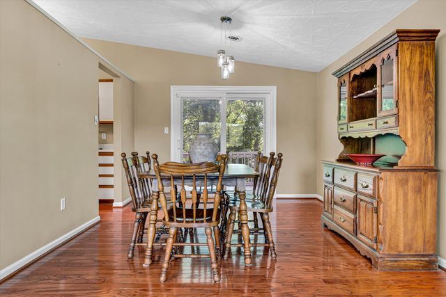 5924 Landview DR, Roanoke, VA 24018