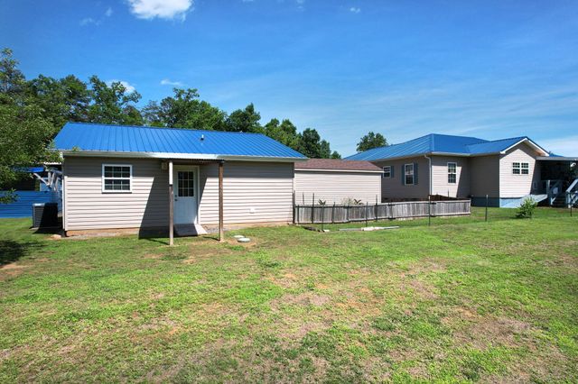 336 County Road 105, Athens, TN 37303