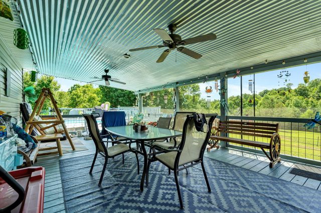 336 County Road 105, Athens, TN 37303