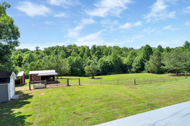 336 County Road 105, Athens, TN 37303