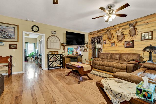 336 County Road 105, Athens, TN 37303