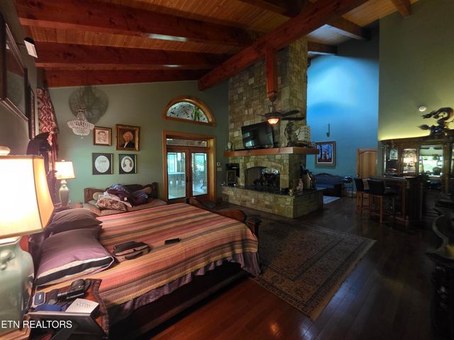 574 Bacon Springs Lane, Clinton, TN 37716