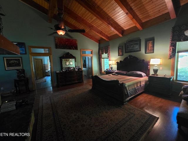 574 Bacon Springs Lane, Clinton, TN 37716