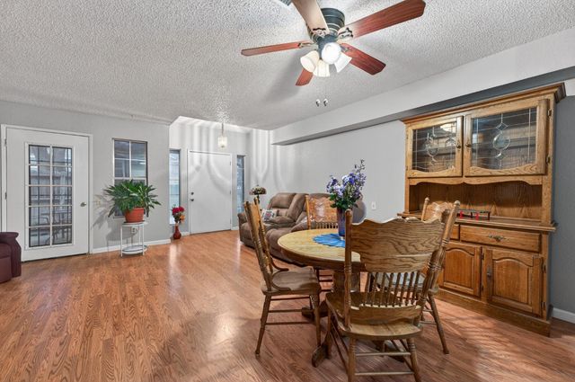 7623 Roberta Ln, Antelope, CA 95843