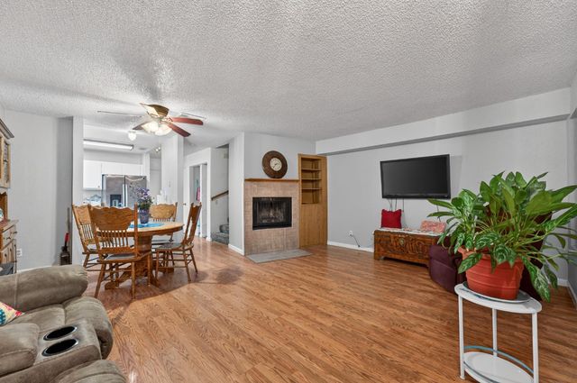 7623 Roberta Ln, Antelope, CA 95843