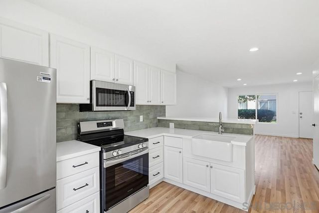 10347 Carefree Drive, Santee, CA 92071