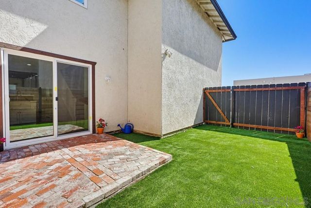 10347 Carefree Drive, Santee, CA 92071