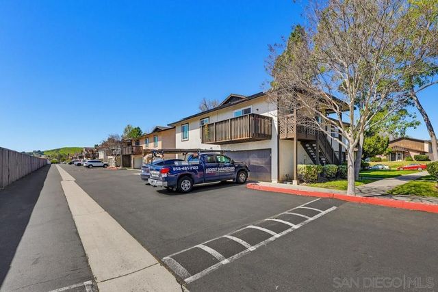 10347 Carefree Drive, Santee, CA 92071