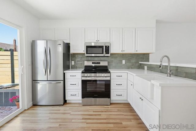 10347 Carefree Drive, Santee, CA 92071