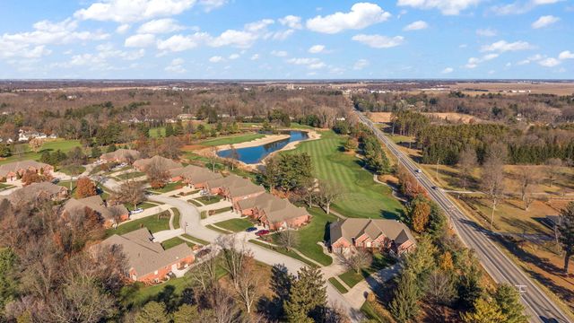 5540 Fountain View Drive, Wheatfield, IN 46392