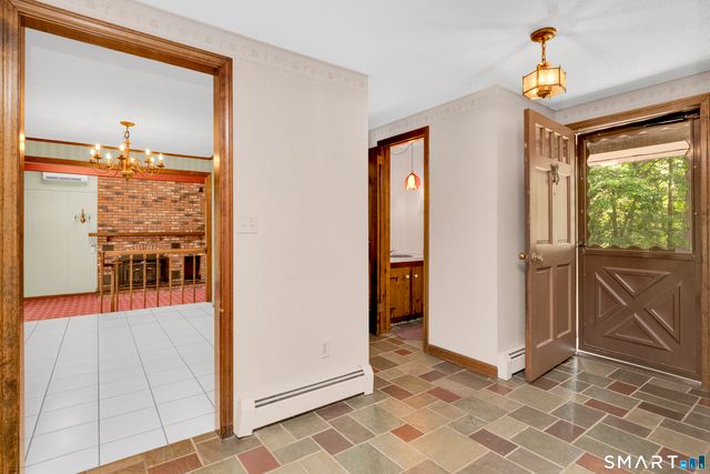 1020 Bartholomew Road, Middletown, CT 06457