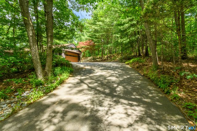 1020 Bartholomew Road, Middletown, CT 06457