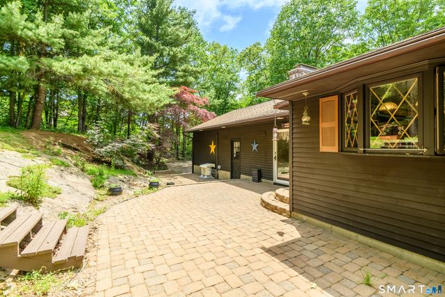 1020 Bartholomew Road, Middletown, CT 06457