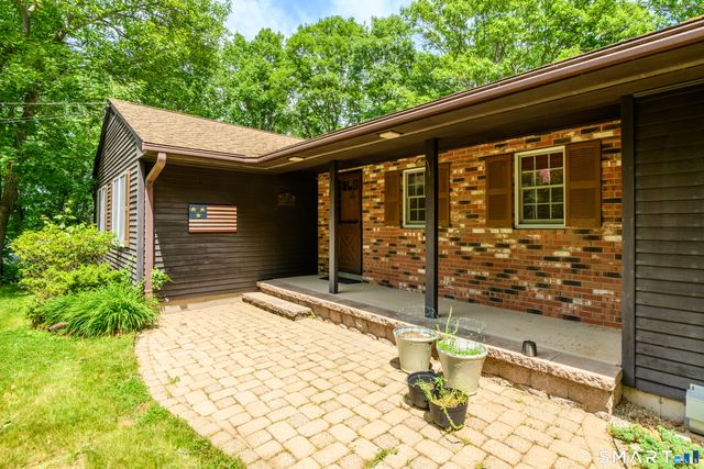 1020 Bartholomew Road, Middletown, CT 06457