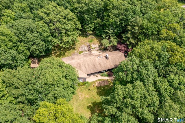 1020 Bartholomew Road, Middletown, CT 06457
