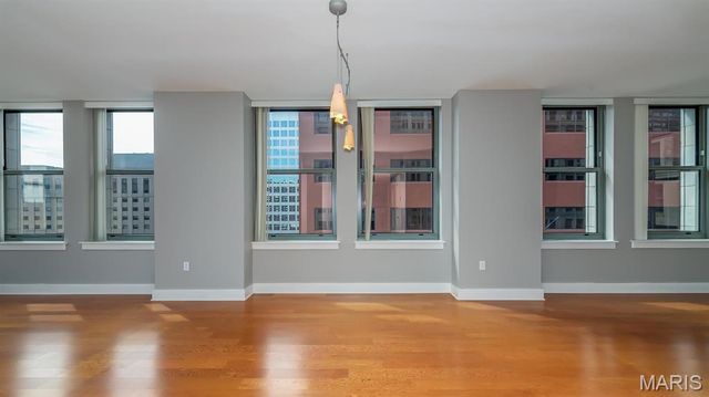 314 N Broadway 1506, St Louis, MO 63102