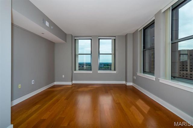 314 N Broadway 1506, St Louis, MO 63102