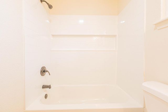 174 N Park Drive, Madera, CA 93637