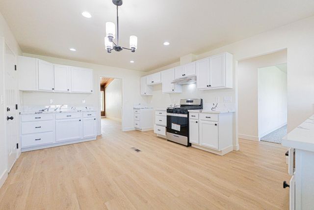 174 N Park Drive, Madera, CA 93637