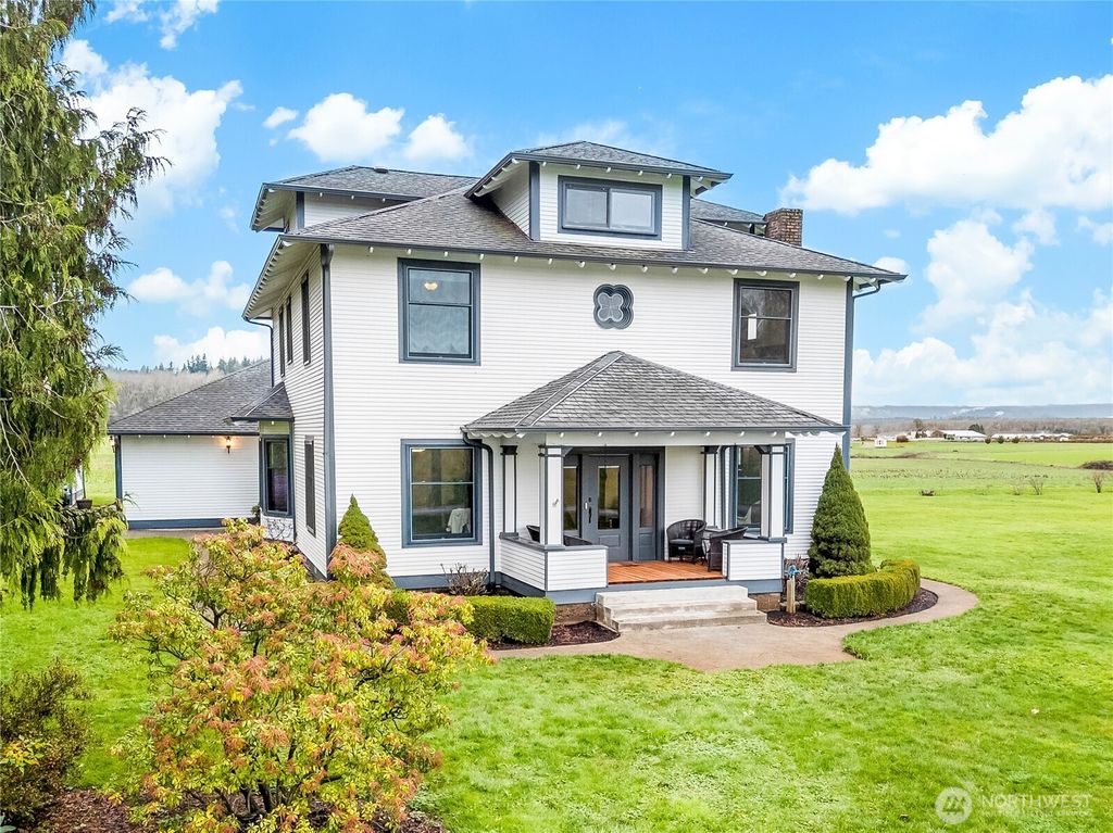 4205 204th St NE, Arlington, WA 98223