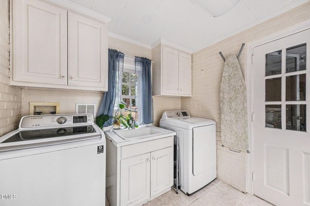 3725 Hope Valley Road, Durham, NC 27707
