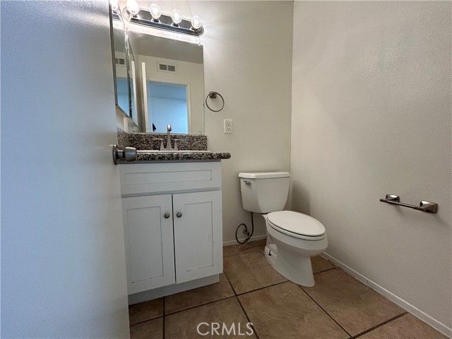 51049 Eisenhower B, La Quinta, CA 92253