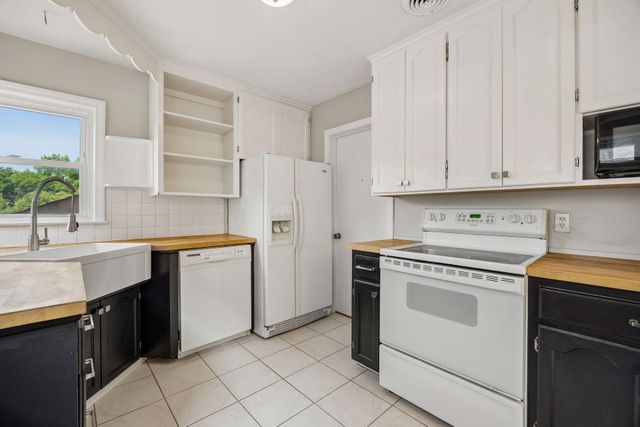 2206 Arthur Street NE, Minneapolis, MN 55418