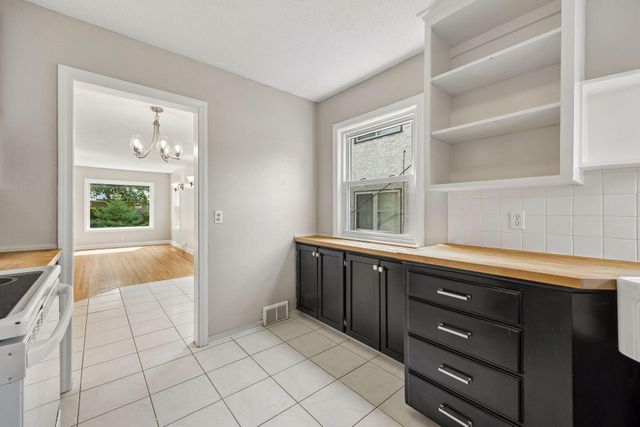 2206 Arthur Street NE, Minneapolis, MN 55418