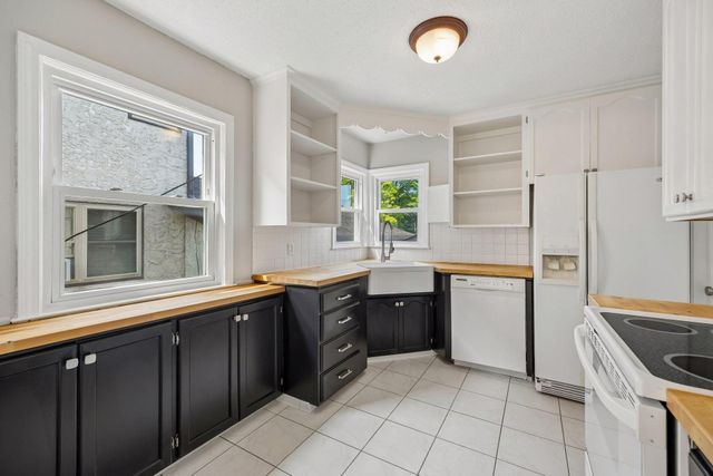 2206 Arthur Street NE, Minneapolis, MN 55418