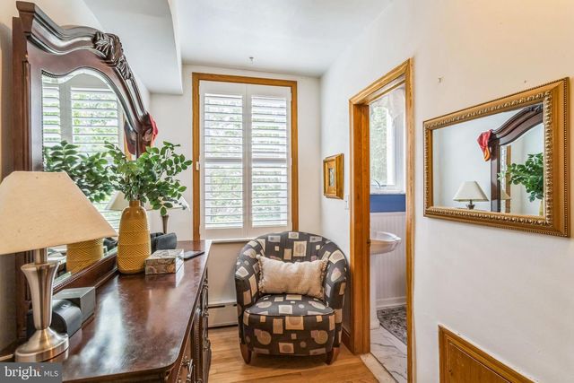 610 PINE ST, Philadelphia, PA 19106