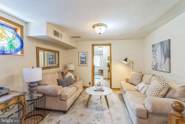 610 PINE ST, Philadelphia, PA 19106