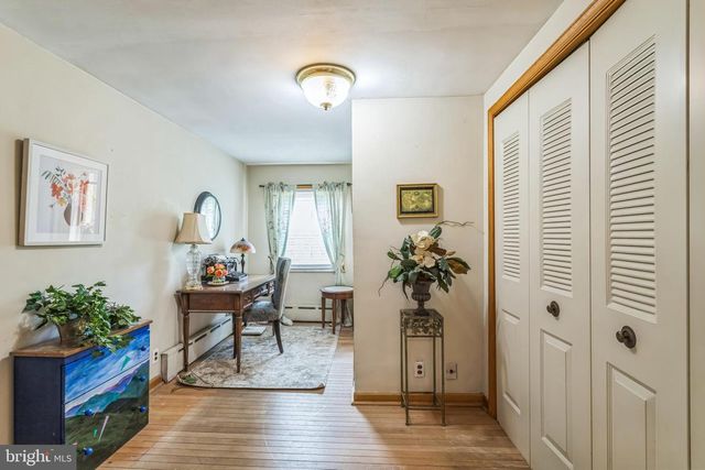 610 PINE ST, Philadelphia, PA 19106