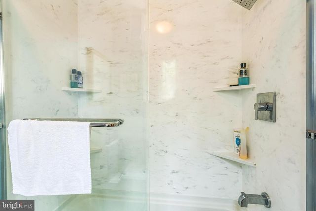 610 PINE ST, Philadelphia, PA 19106