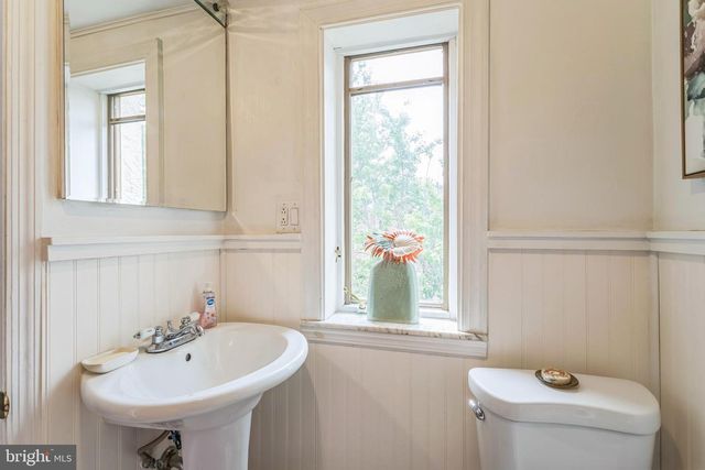 610 PINE ST, Philadelphia, PA 19106