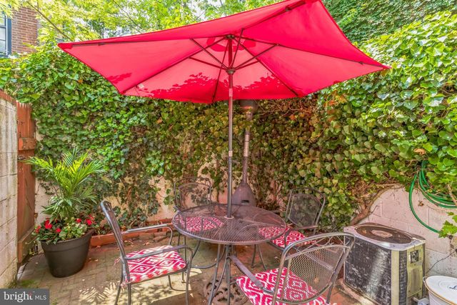 610 PINE ST, Philadelphia, PA 19106