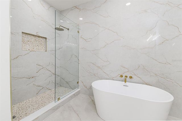 7905 N GREENWOOD AVENUE, Tampa, FL 33604