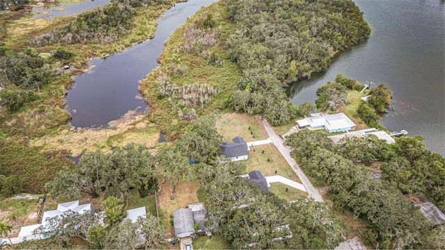 7905 N GREENWOOD AVENUE, Tampa, FL 33604