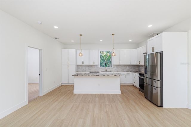 7905 N GREENWOOD AVENUE, Tampa, FL 33604