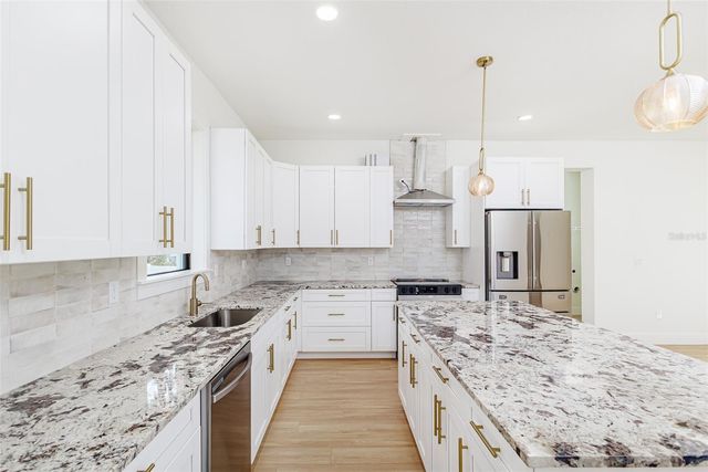 7905 N GREENWOOD AVENUE, Tampa, FL 33604