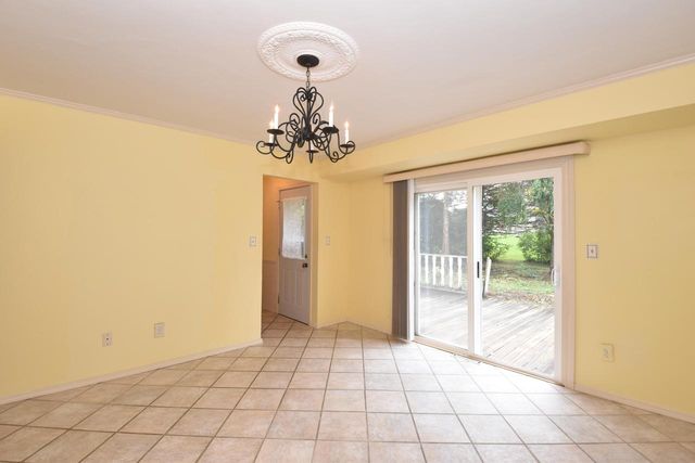 1855 Haymarket ROAD, Waukesha, WI 53186