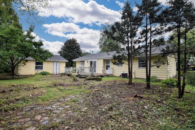 1855 Haymarket ROAD, Waukesha, WI 53186