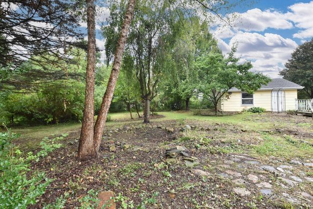 1855 Haymarket ROAD, Waukesha, WI 53186