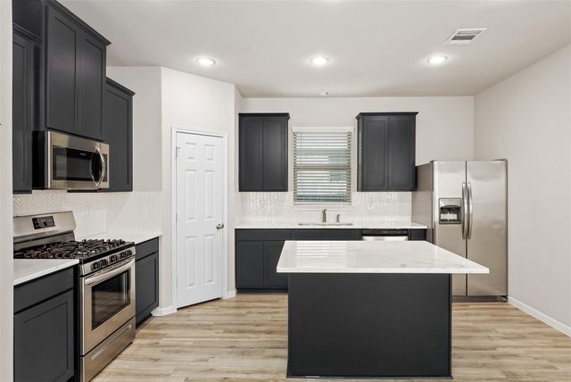 13126 Dancing Reed Drive, Texas City, TX 77568