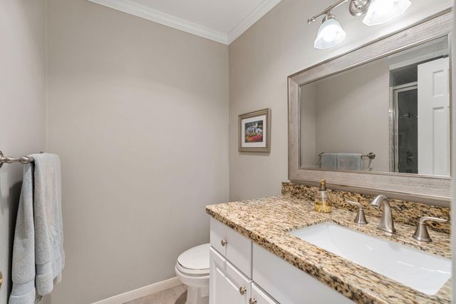 5855 Valley Forge Drive 109, Houston, TX 77057