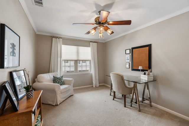 5855 Valley Forge Drive 109, Houston, TX 77057