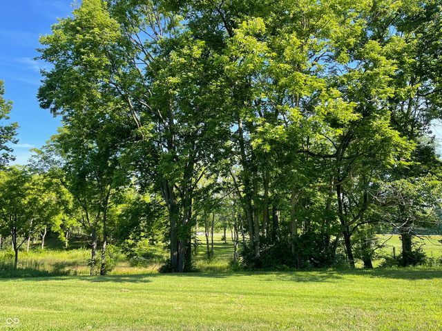 5586 Gibbs Road, Plainfield, IN 46168