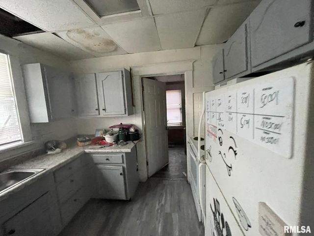 319 W COLUMBIA Terrace, Peoria, IL 61606