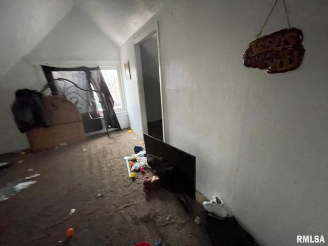 319 W COLUMBIA Terrace, Peoria, IL 61606