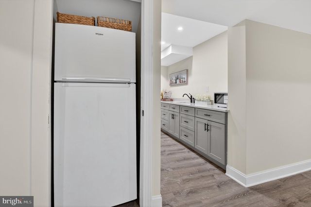 2215 REEDIE DR, Wheaton, MD 20902