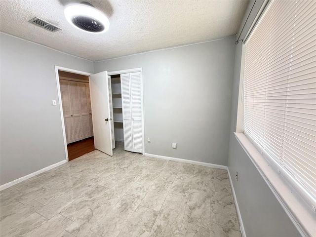 9002 Sabastian Drive, Houston, TX 77083